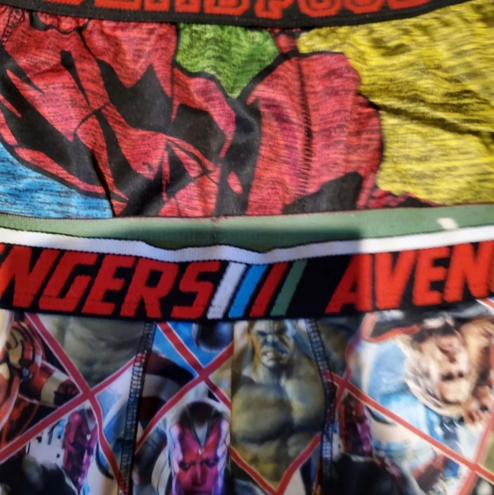 Superhero - Picture 4 of 9